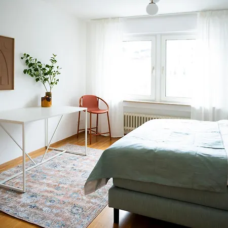 公寓 Seepferdchen - Zentral In Bahnhofsnaehe, Geraeumig, Kueche, Bad