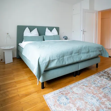 Seepferdchen - Zentral In Bahnhofsnaehe, Geraeumig, Kueche, Bad *