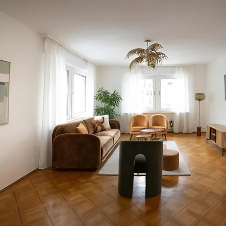 Seepferdchen - Zentral In Bahnhofsnaehe, Geraeumig, Kueche, Bad 公寓